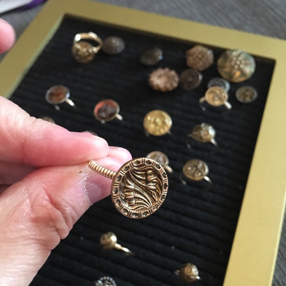 Victorian Button Rings. Durable gold plated. - Picture 3 of 10